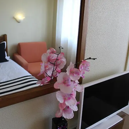 穆拉尔哈旅馆